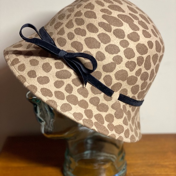 Garafe pattern wool hat - Picture 2 of 4